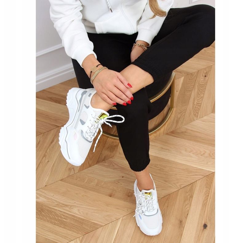 Chaussures de sport blanches FF-2 Blanc 1 Chaussures de sport blanches FF-2 Blanc 1