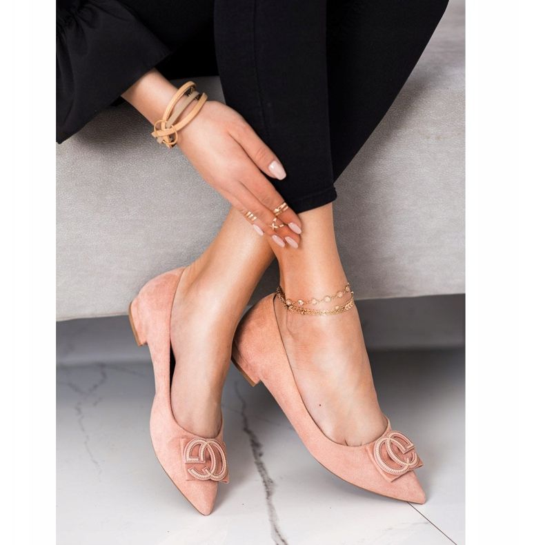 Fama Ballerine élégante avec ornement rose 2 Fama Ballerine élégante avec ornement rose 2