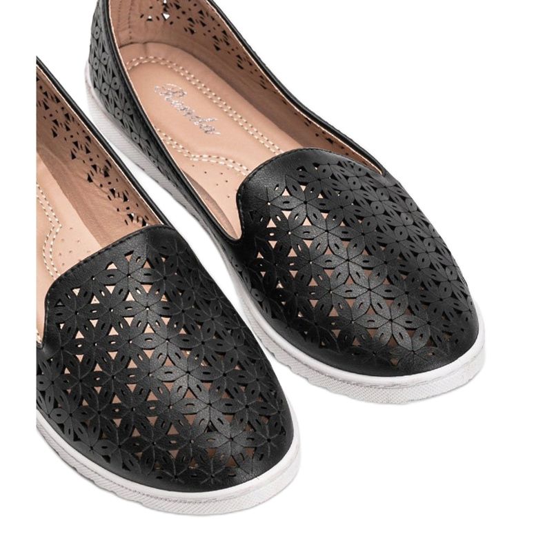 Mocassins noirs finition Margari ajourée 1