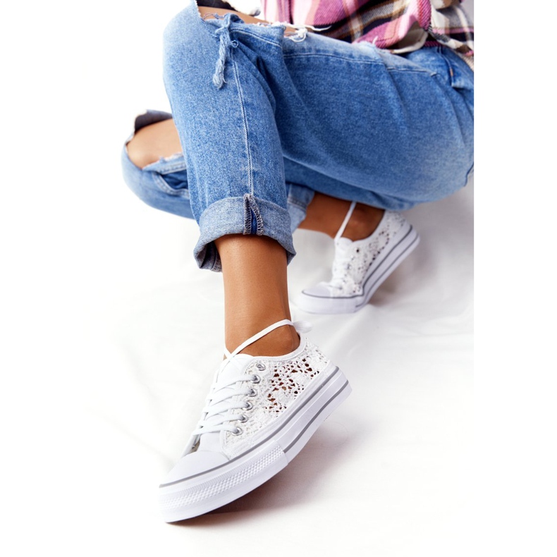 FB2 Baskets Candice Blanches à Dentelle Femme 1 FB2 Baskets Candice Blanches à Dentelle Femme 1