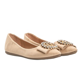 Ballerines rouges à boucle Ciara beige 2