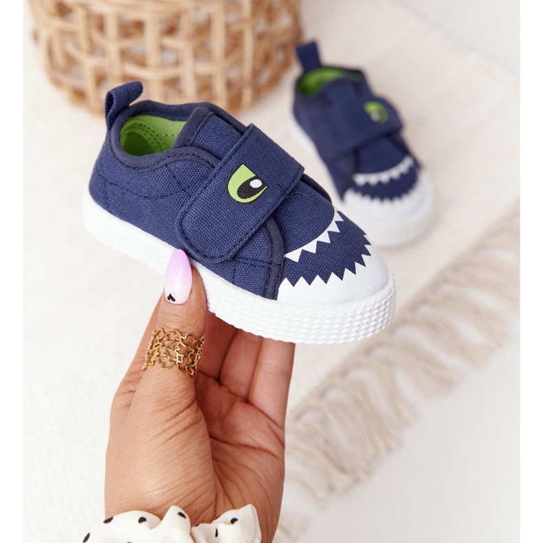 Baskets Enfant Avec Velcro Avec Un Requin Bleu Marine 1