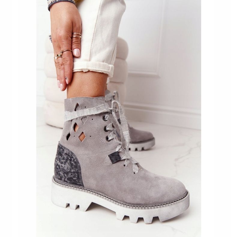 Boots Daim Ajourées Maciejka Gris 05033-03 multicolore 1