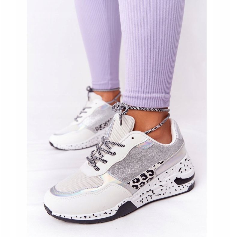 NEWS Baskets compensées pour femmes blanches avec brocart Avery 1