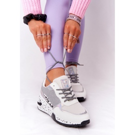 NEWS Baskets compensées pour femmes blanches avec brocart Avery 2