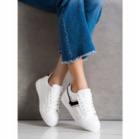 SHELOVET Chaussures de sport blanches décontractées 1