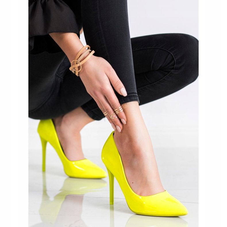 SHELOVET talons hauts à la mode jaune 1
