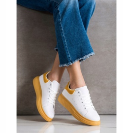 SHELOVET Baskets sur la plate-forme jaune blanche 3
