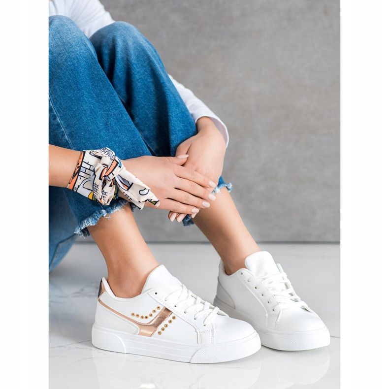 SHELOVET Chaussures de sport blanches décontractées 1 SHELOVET Chaussures de sport blanches décontractées 1