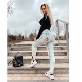 Ideal Shoes Baskets de sport élégantes blanche le noir 1 Ideal Shoes Baskets de sport élégantes blanche le noir 1