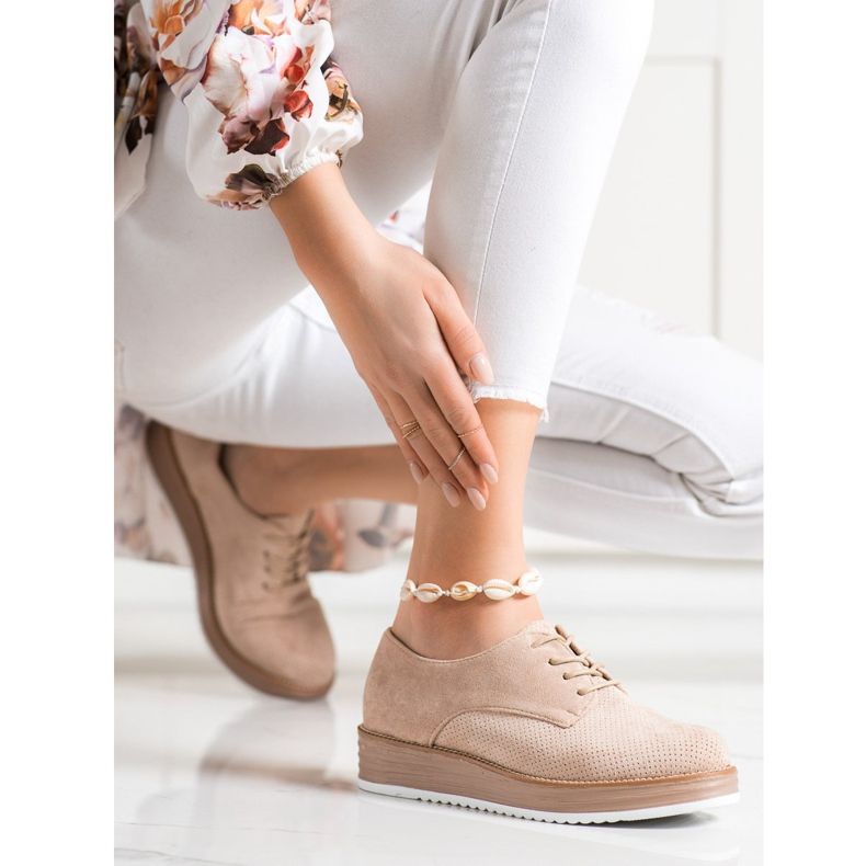 Renda Chaussures ajourées sur la plateforme beige 2