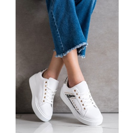 SHELOVET Baskets blanches sur la plate-forme noir 2