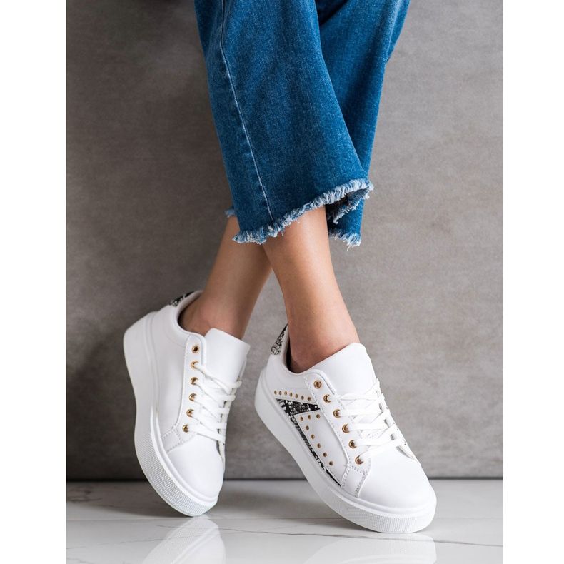 SHELOVET Baskets blanches sur la plate-forme noir 2