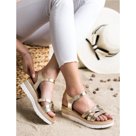 Seastar Sandales sur la plate-forme d'or 2