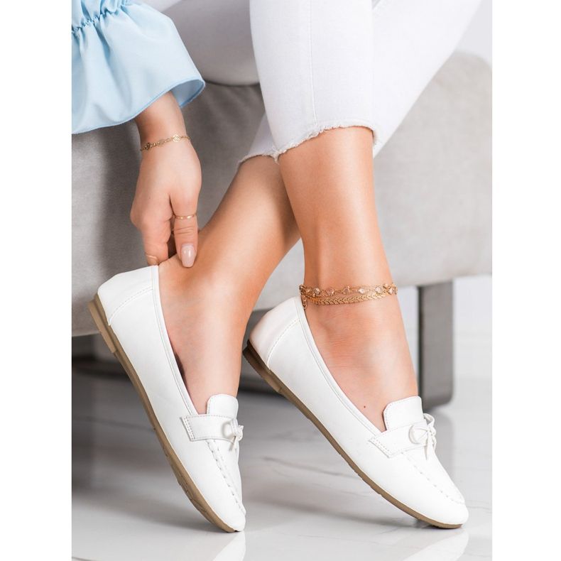 Diamantique Mocassins en cuir écologique blanche 1