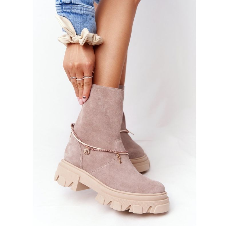 Lewski Shoes Bottes Daim Workery Chaussures Lewski 3006-0 Beige 2 Lewski Shoes Bottes Daim Workery Chaussures Lewski 3006-0 Beige 2