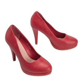 Escarpins rouges en éco-cuir sur la plateforme Liana 2