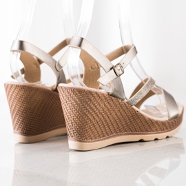 Sabatina Sandales argentées sur compensées beige 1 Sabatina Sandales argentées sur compensées beige 1