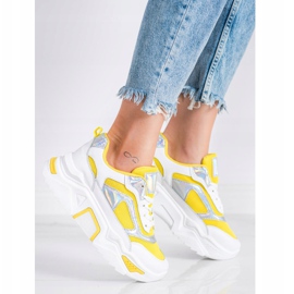 SHELOVET Baskets sur la plate-forme avec maille blanche argent jaune 1