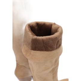 Vices Etaux T135-42-beige 1 Vices Etaux T135-42-beige 1