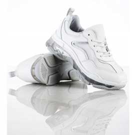 Goodin Baskets en cuir blanche 1