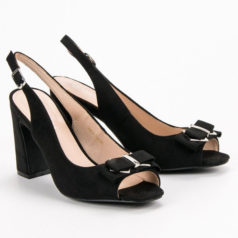 SHELOVET sandales sur un bar noir 1