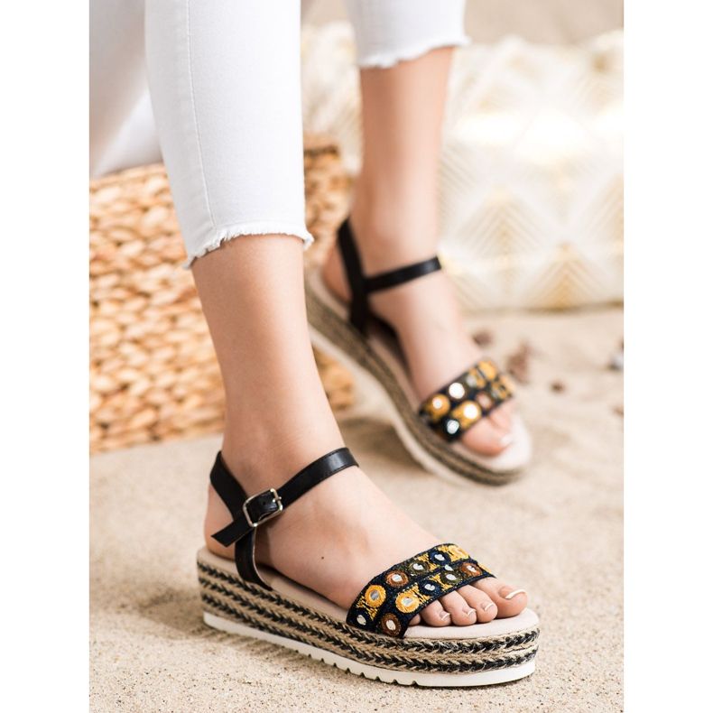 SHELOVET Sandales sur la plate-forme le noir 1