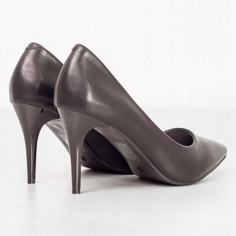 Kylie Escarpins noirs 1