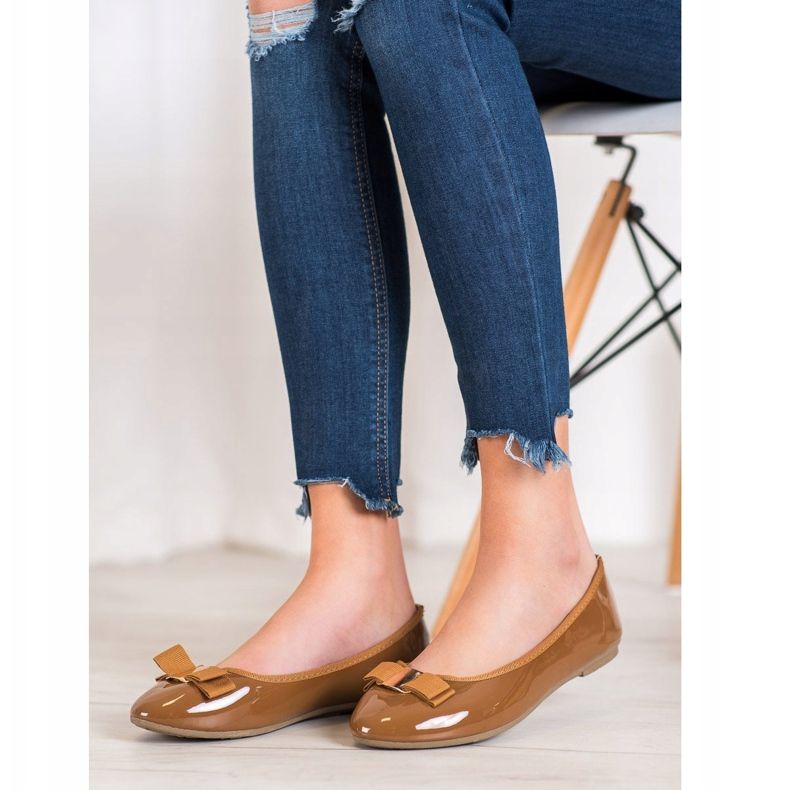 Fama Ballerines laquées à nœud brun 1