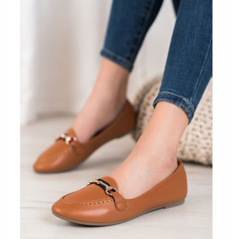 Clowse Seigneurs à la mode avec cuir écologique brun 1