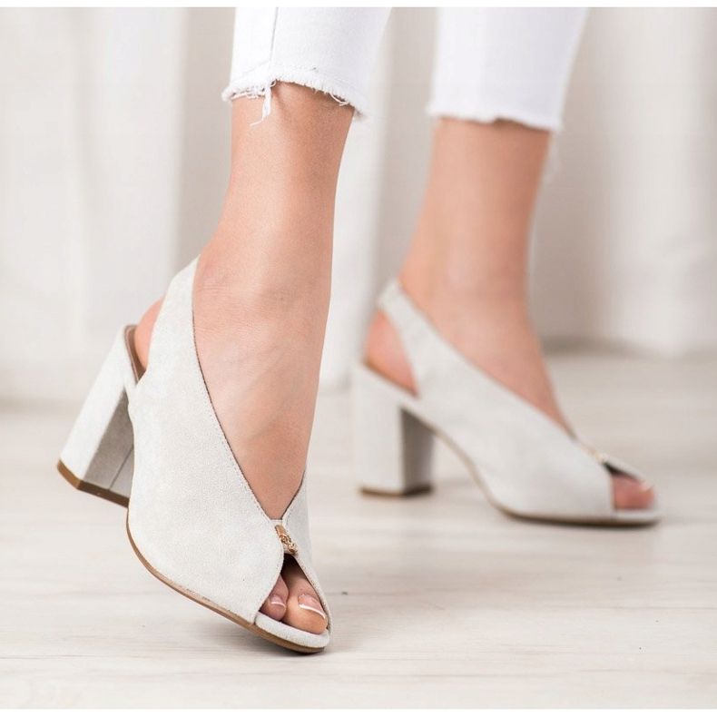 Chaussures élégantes sur un poteau VINCEZA argent 2 Chaussures élégantes sur un poteau VINCEZA argent 2