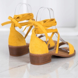 Sandales nouées jaune 1