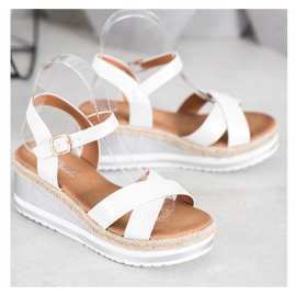 Weide Compensées blanches avec cuir écologique 2