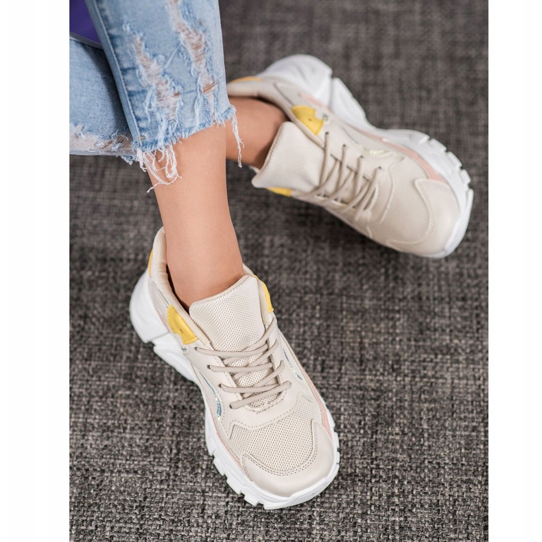 SHELOVET Baskets élégantes sur la plate-forme beige rose jaune 1