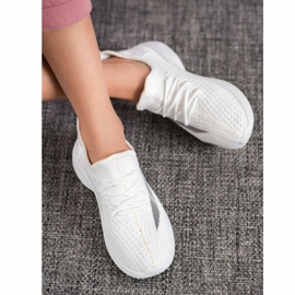 Chaussures textiles MCKEYLOR blanche 1