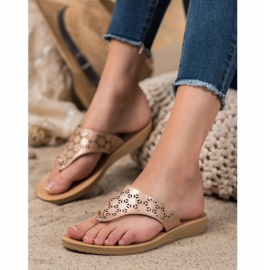 Kylie Chaussons À Motif Ajouré beige doré 1