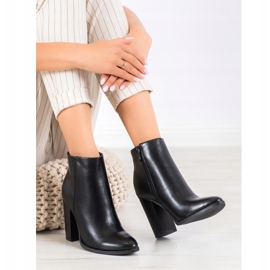Seastar Bottes classiques sur un poteau le noir 2