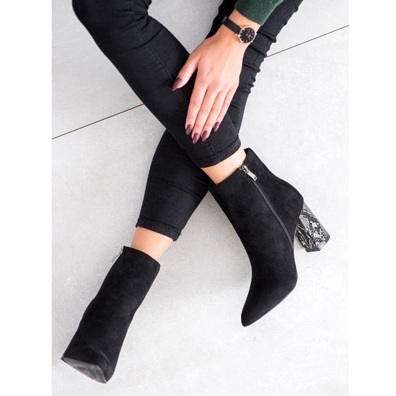 Goodin Bottes à talons hauts et imprimé serpent le noir 1