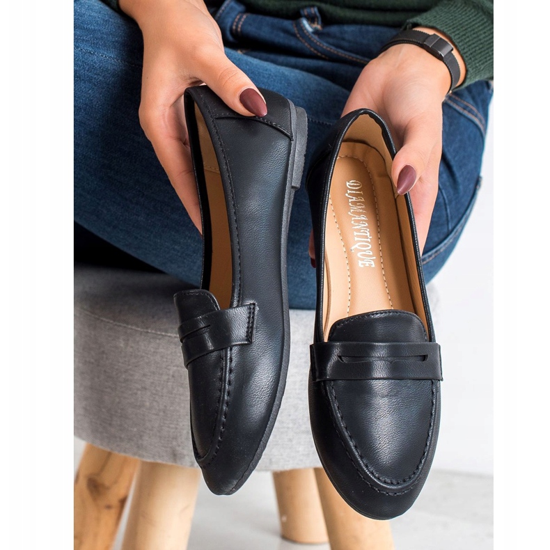 Diamantique Mocassins noirs avec cuir écologique le noir 1
