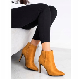 Small Swan Bottes élégantes sur un talon haut jaune 3