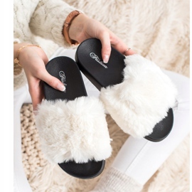 Bona Tongs à la mode avec fourrure blanche 2