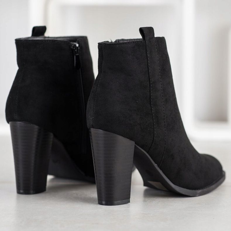 Seastar Bottines en daim sur un bar le noir 1