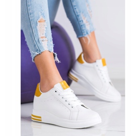 Ideal Shoes Baskets compensées de printemps blanche jaune 1