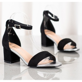 Sandales sur un bar Sergio Leone noir 1