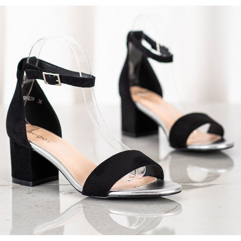 Sandales sur un bar Sergio Leone noir 1