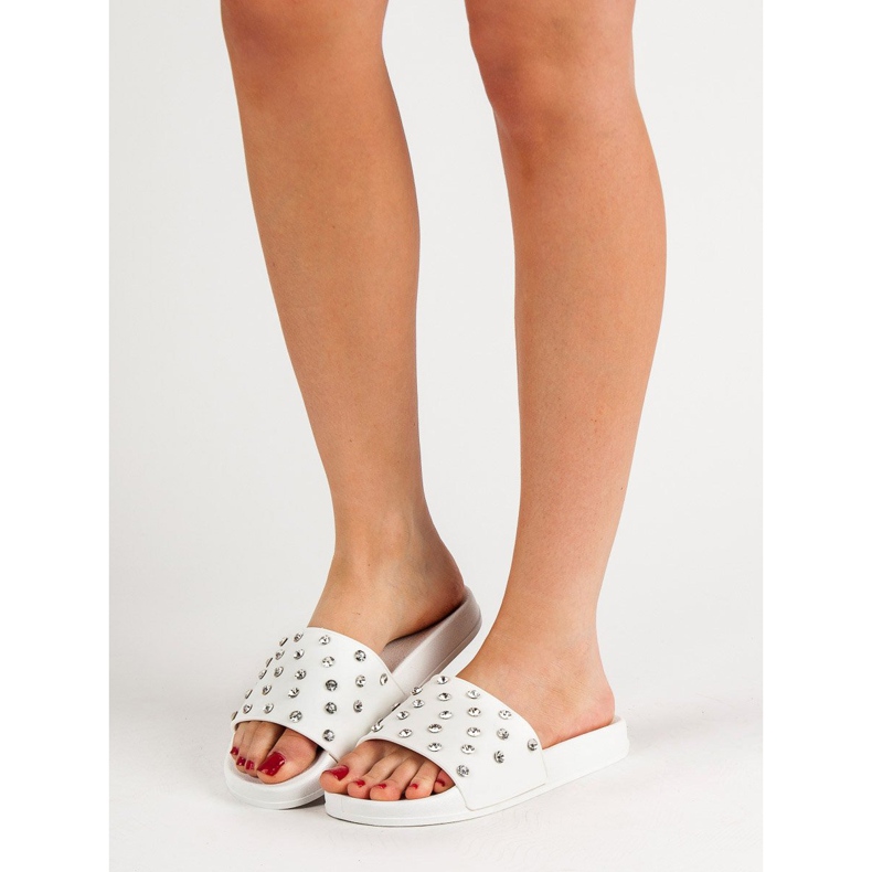 SHELOVET Pantoufles confortables pour femmes blanc 2