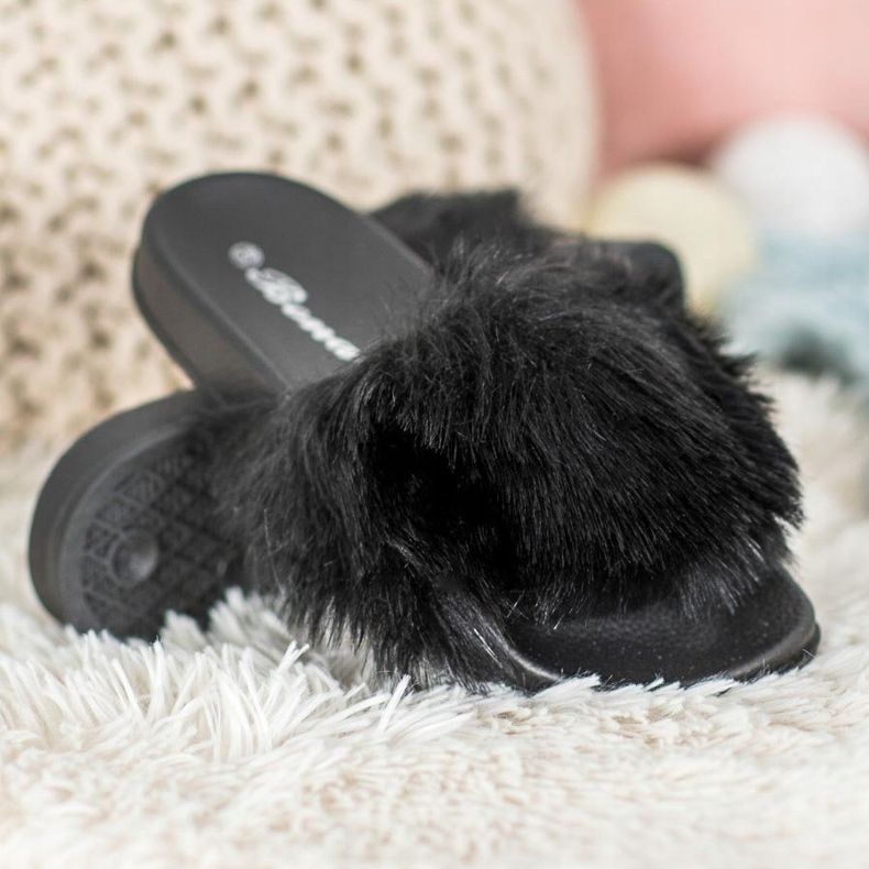 SHELOVET Pantoufles élégantes le noir 1