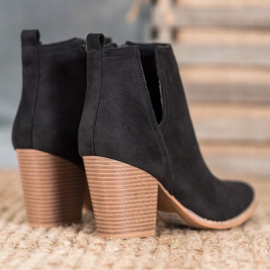 Seastar Bottines en daim sur un bar noir 1
