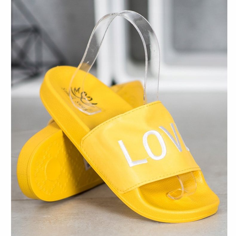 Small Swan Pantoufles en cuir écologique LOVE &amp; HATE jaune 2