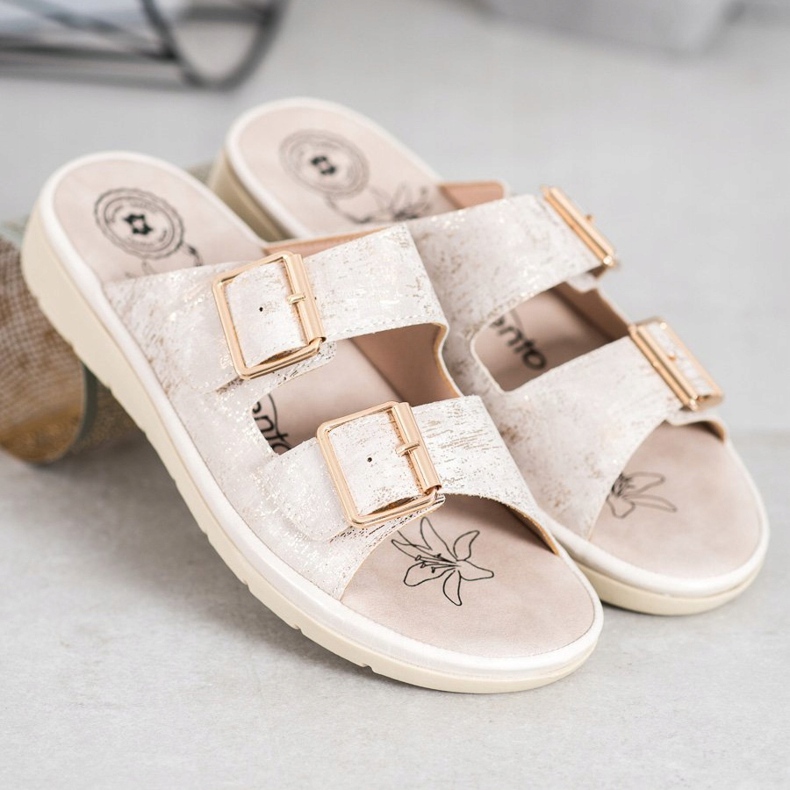 Evento Pantoufles confortables en cuir écologique brun 1